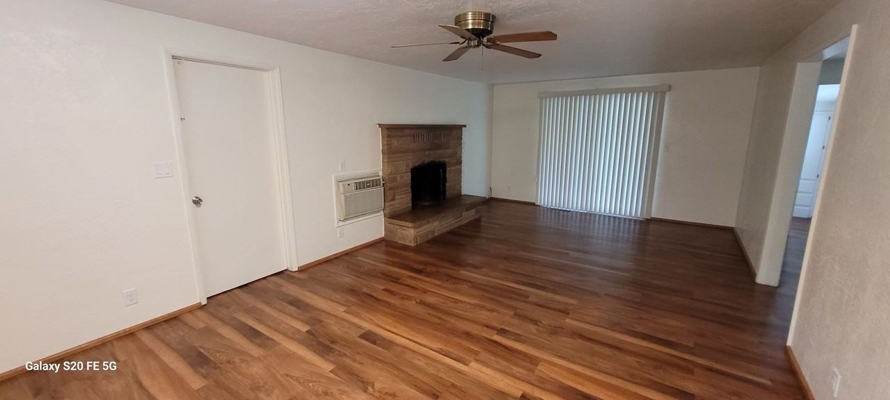 5285 Raymond Way - Photo 5 of 17