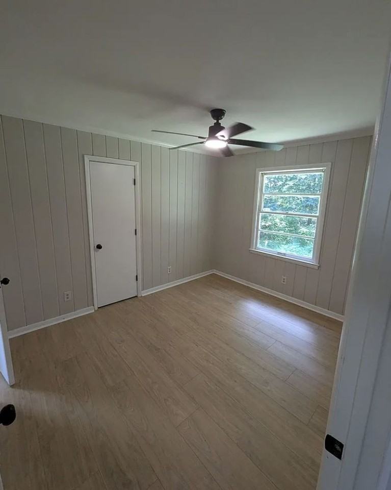 2846 Kenhill Dr - Photo 4 of 9