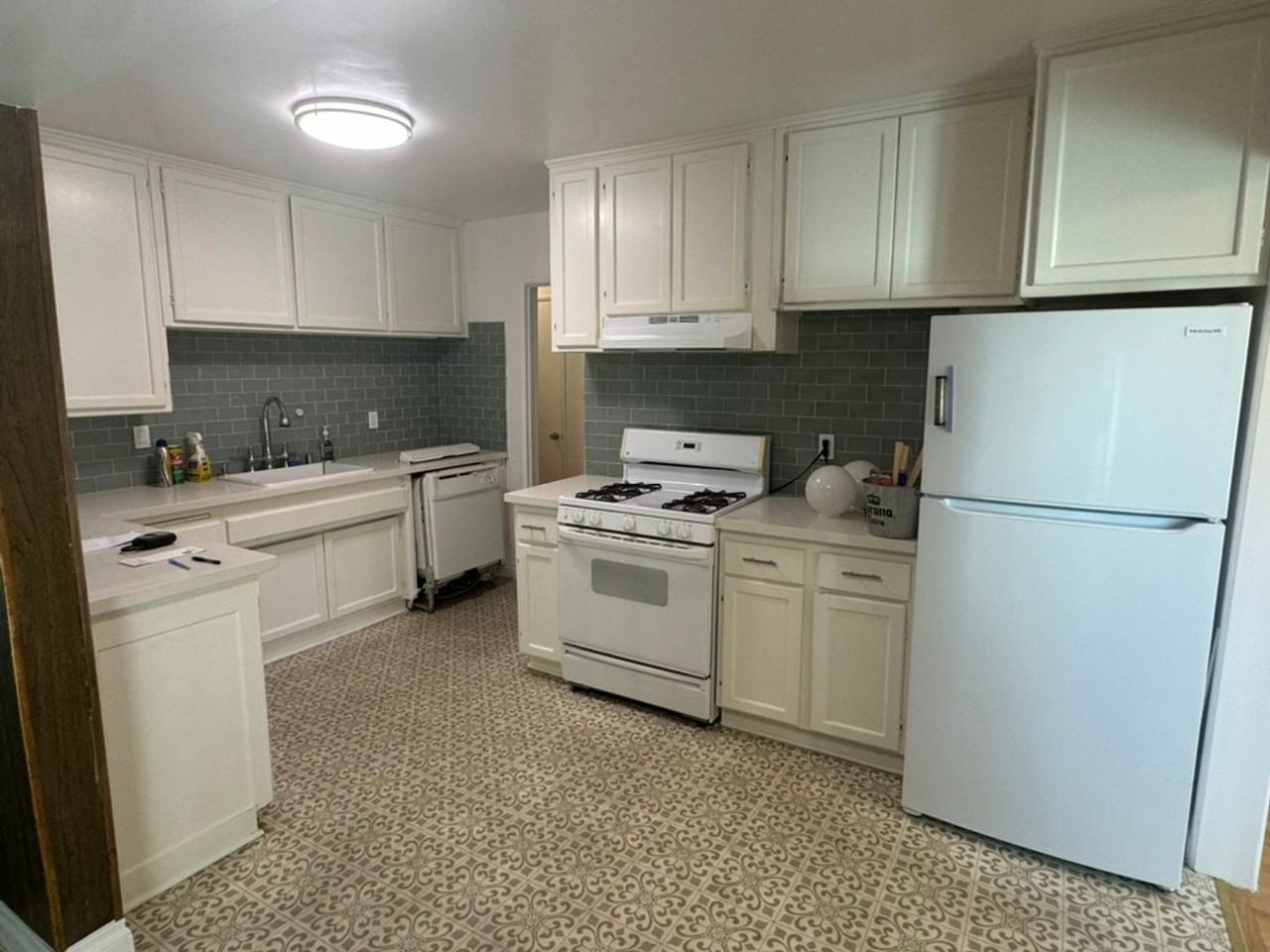 11925 Goldendale Dr - Photo 4 of 14