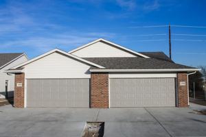 featured image of 4523 N Froli St