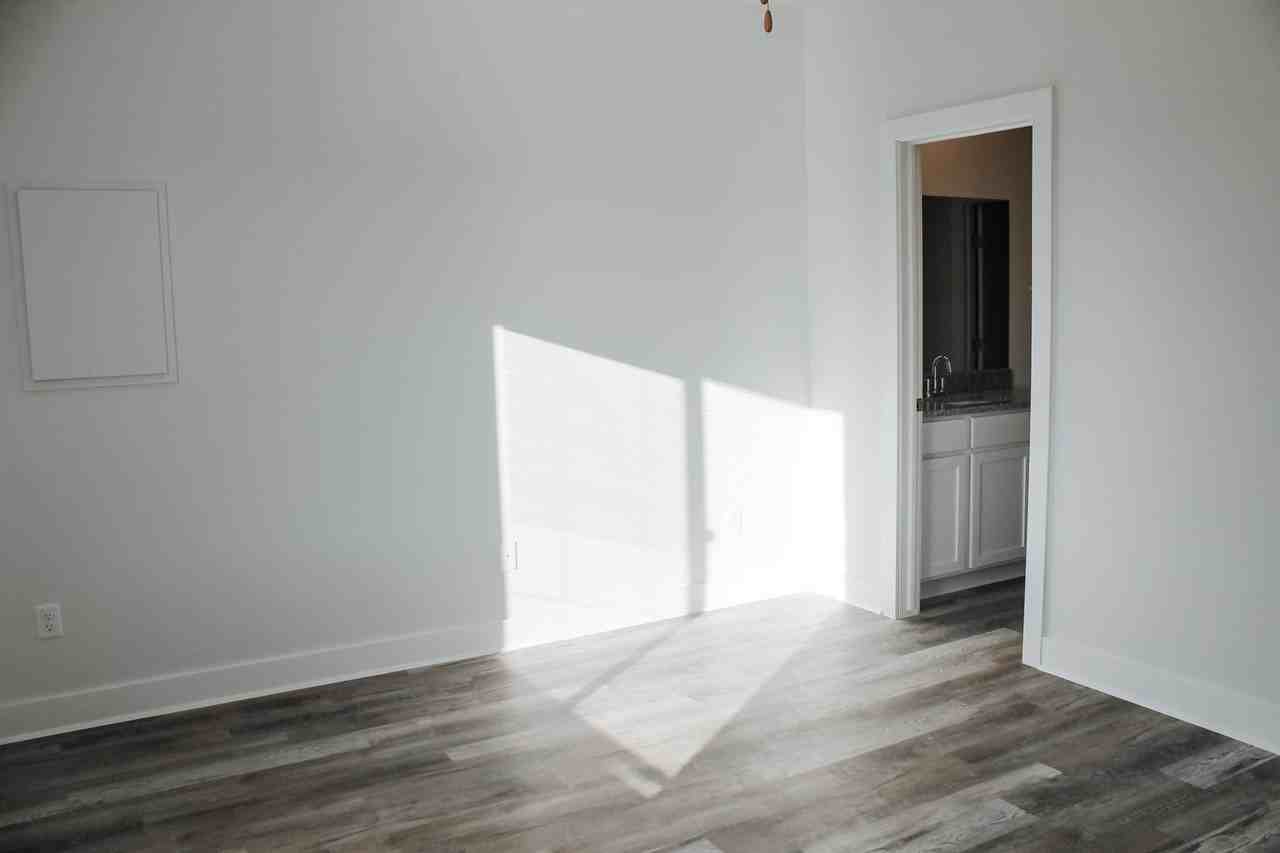 4523 N Froli St - Photo 7 of 16