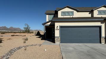 featured image of 3049 Gladstone St