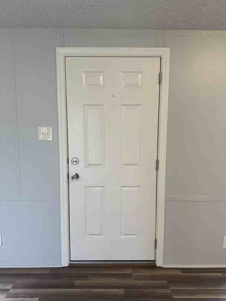 114 Deer Rd - Photo 5 of 23