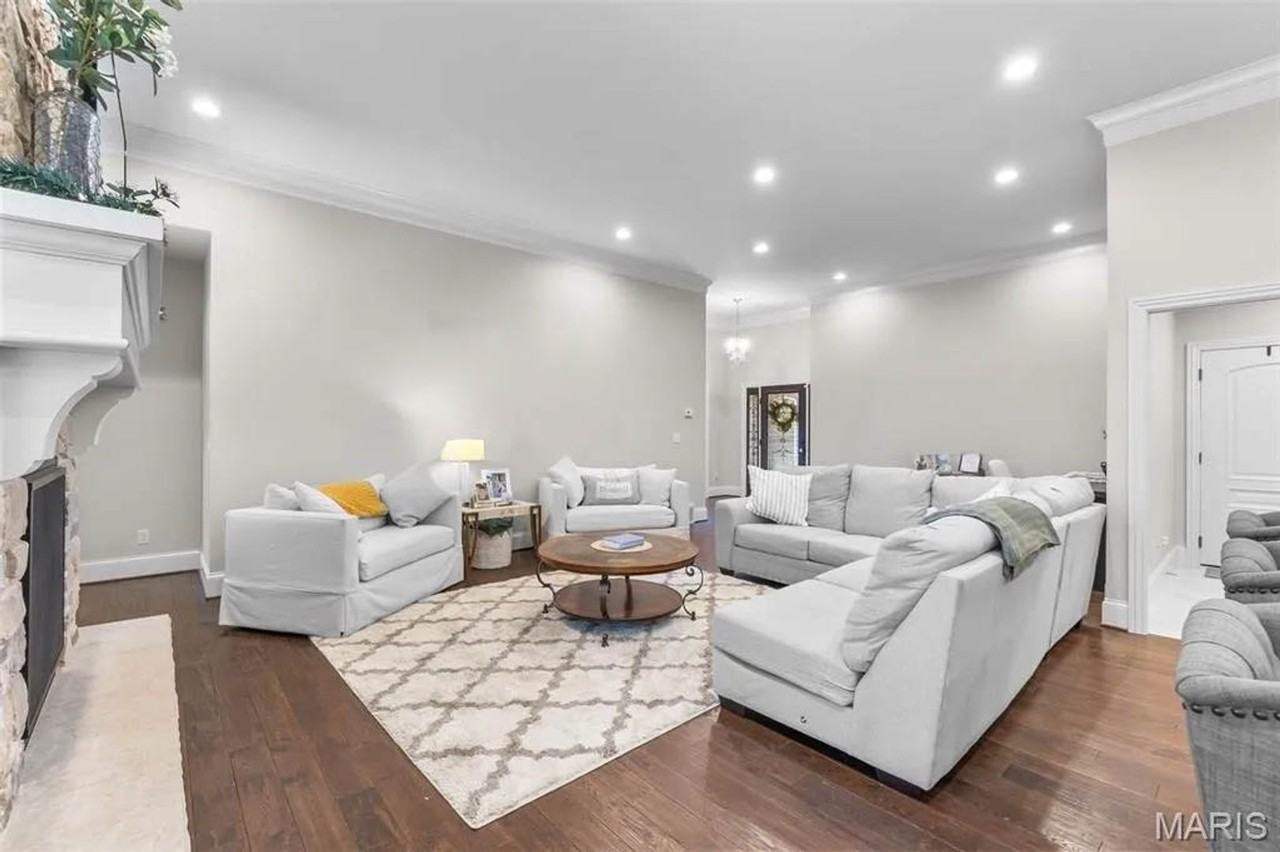 103 Autumn Leaf Dr - Photo 6 of 20