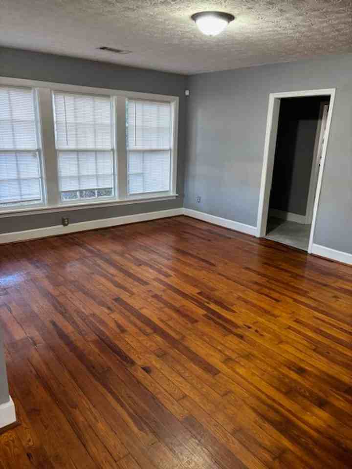 3702 3rd Ave - Photo 6 of 11