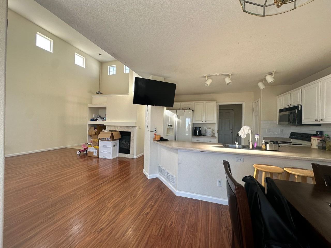 11972 Glencoe Dr - Photo 4 of 13