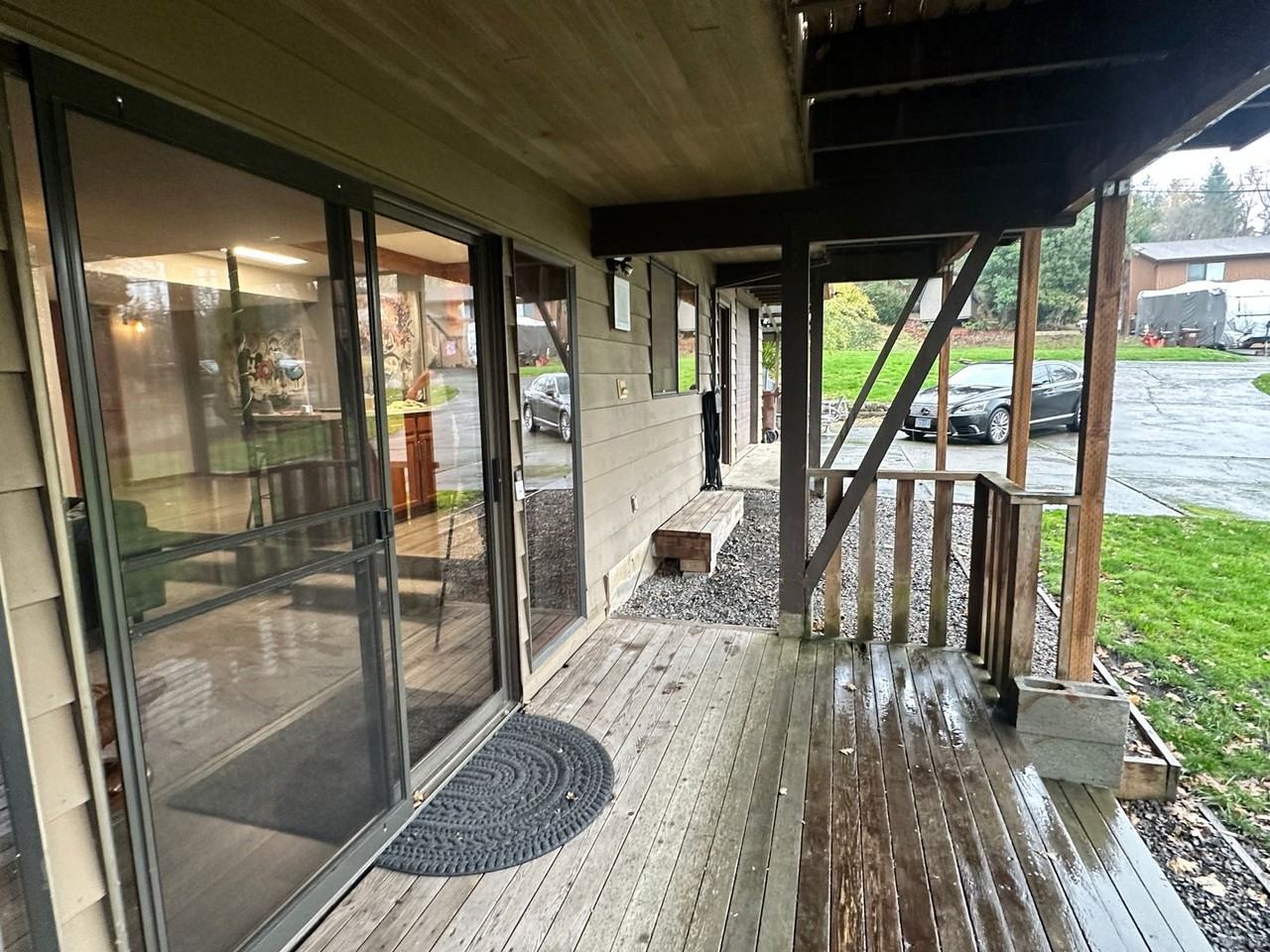 10380 Se Charlotte Dr #B - Photo 2 of 35