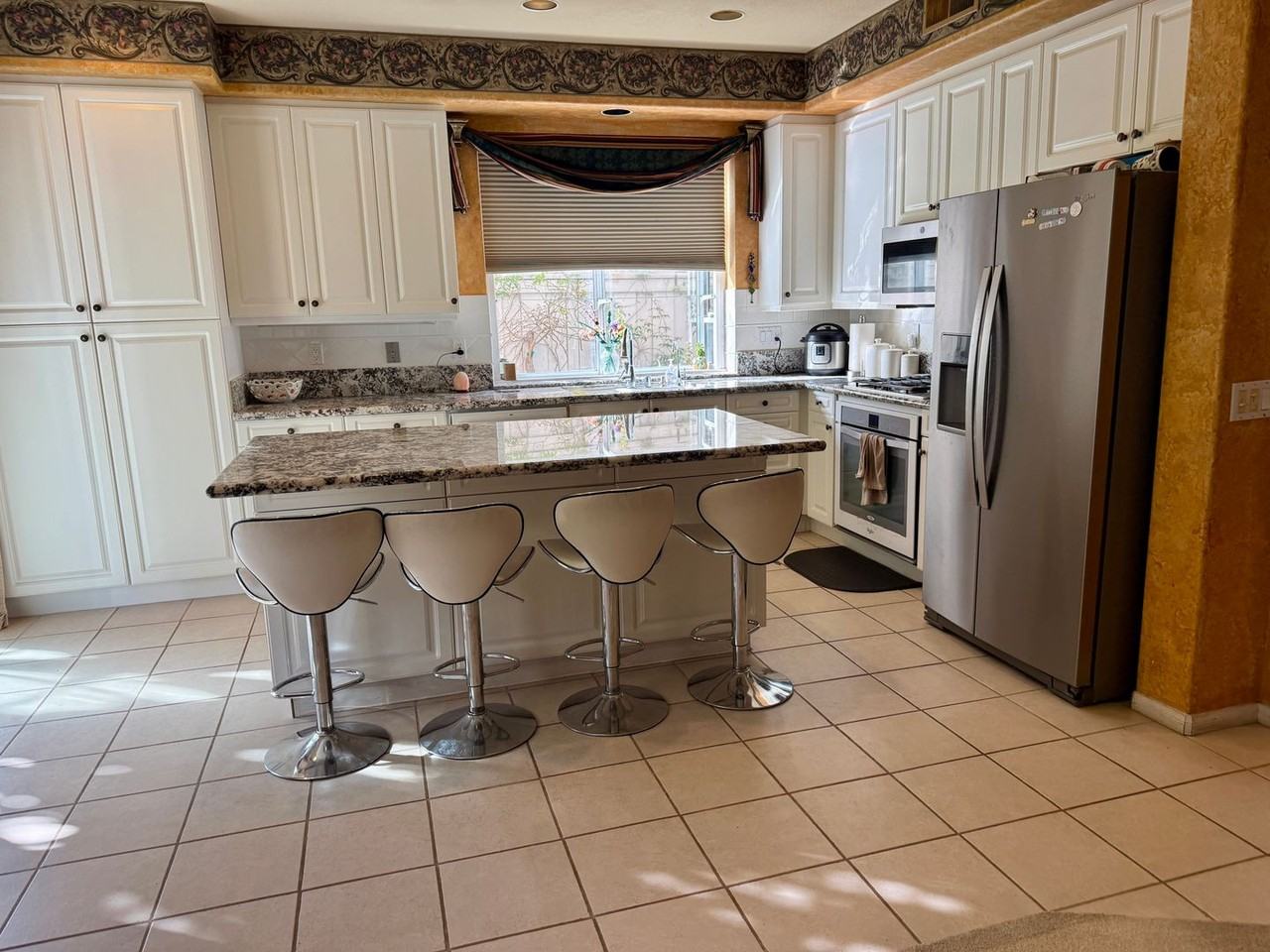 11373 Swan Canyon Rd - Photo 6 of 23