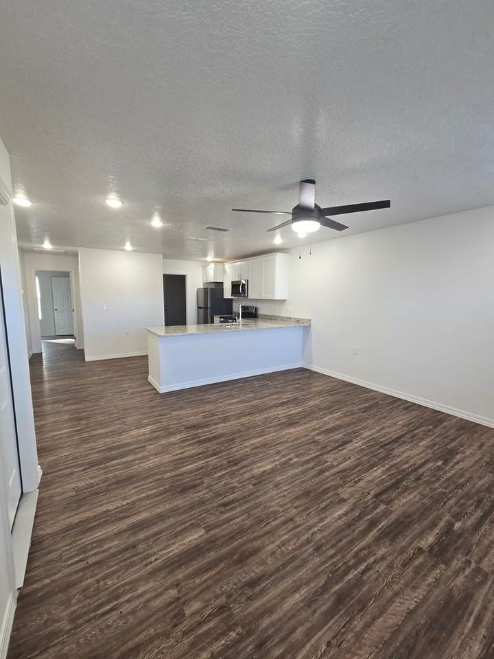 2629 Aldrich Rd - Photo 2 of 11