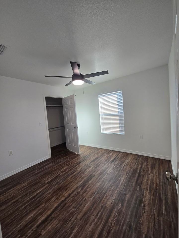 2629 Aldrich Rd - Photo 5 of 11