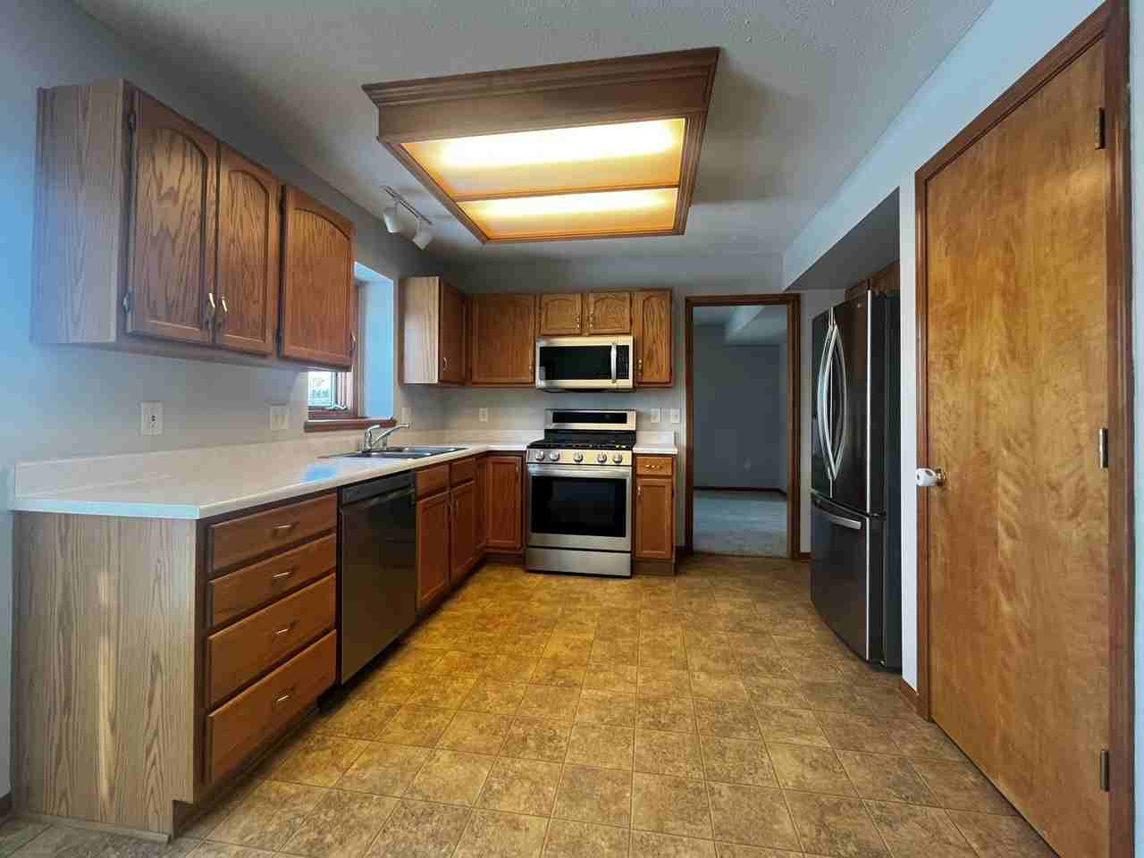 10523 Verbena Ln - Photo 2 of 33