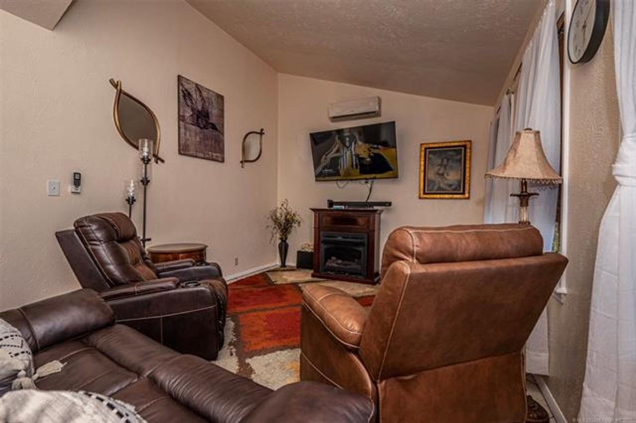 5472 S Highway 377 - Photo 5 of 20