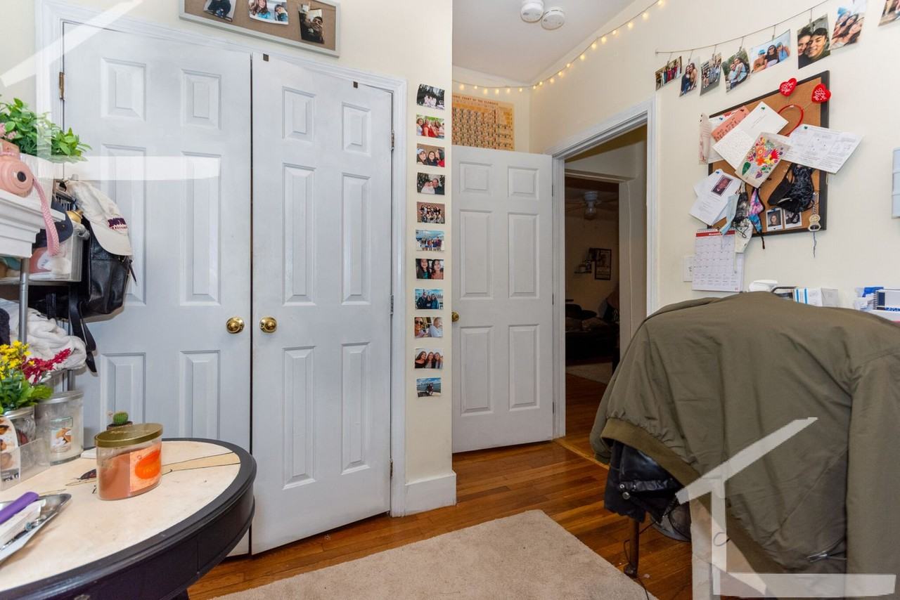 22 Egmont St - Photo 4 of 13