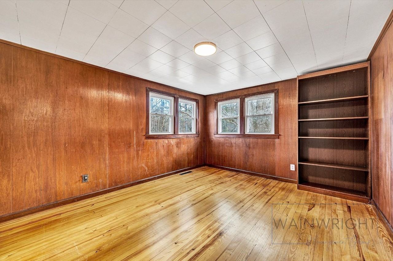 5288 Bradshaw Rd - Photo 6 of 14