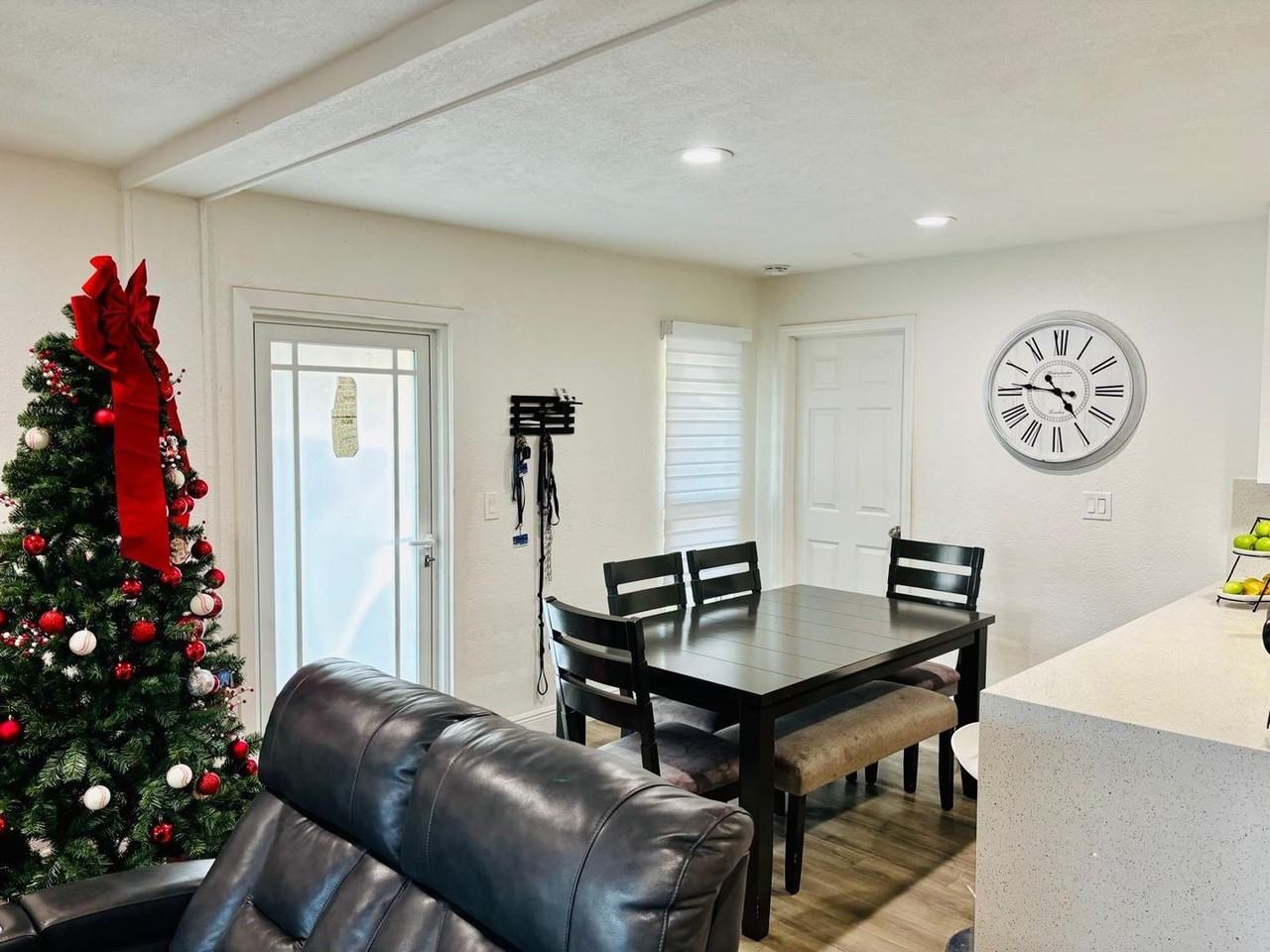 8000 Nw 74th Ter - Photo 3 of 11