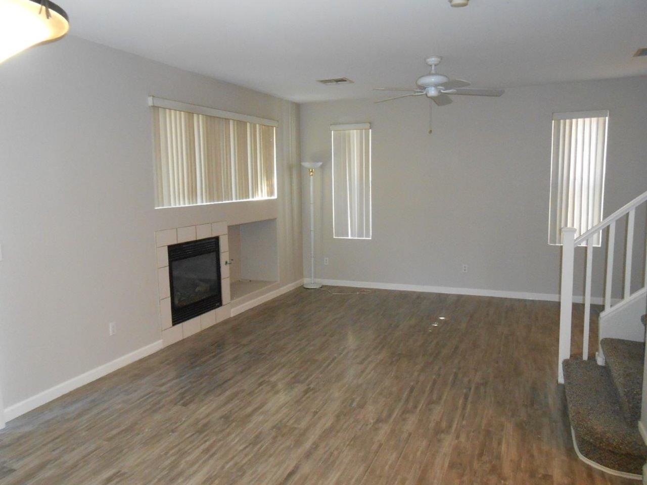 703 Respectful Ridge Ct - Photo 5 of 39