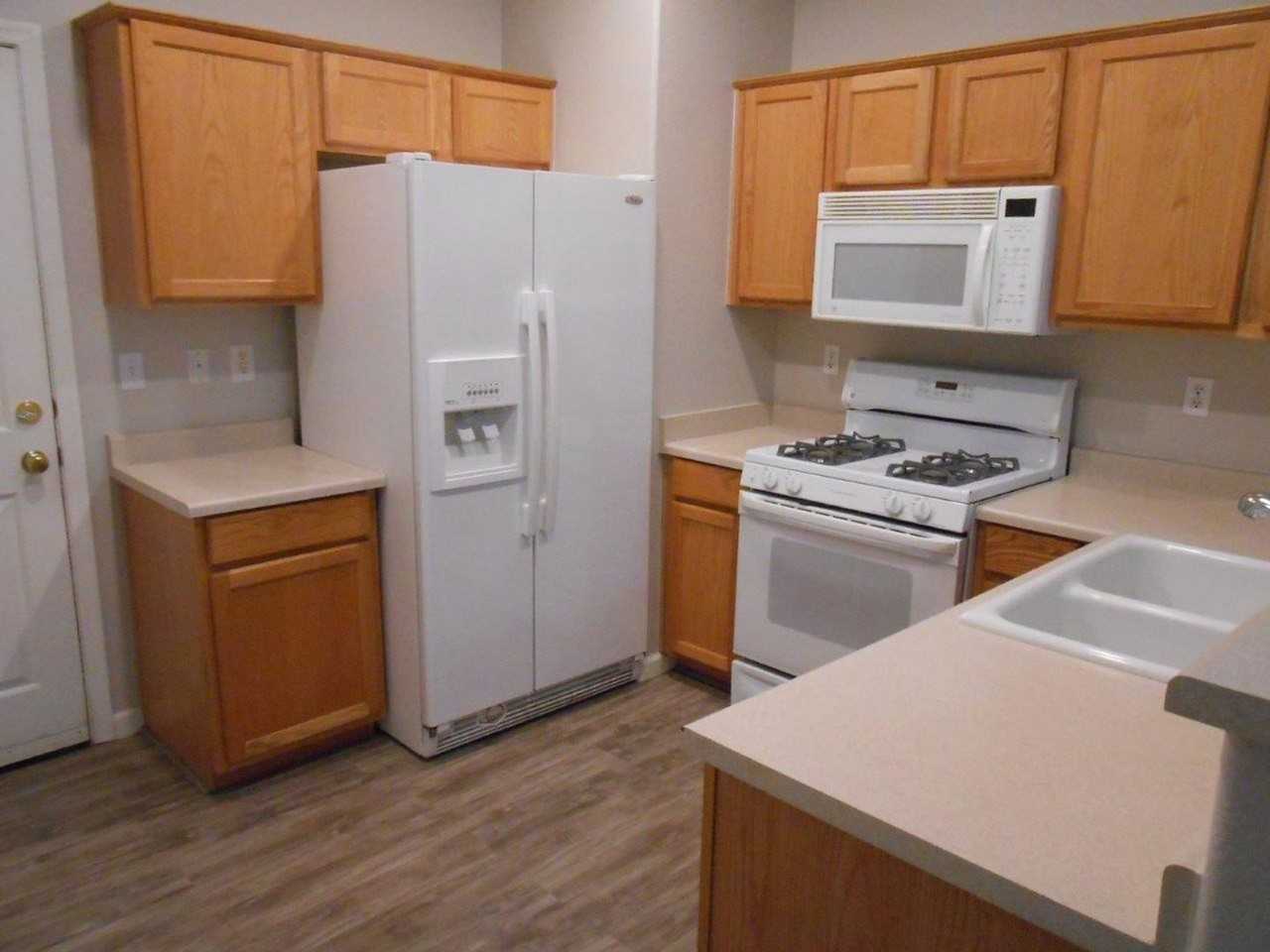 703 Respectful Ridge Ct - Photo 7 of 39