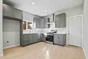 featured image of 1584 W Wakefield Ave #B