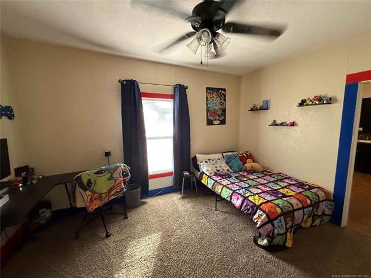 901 A St Se - Photo 6 of 8