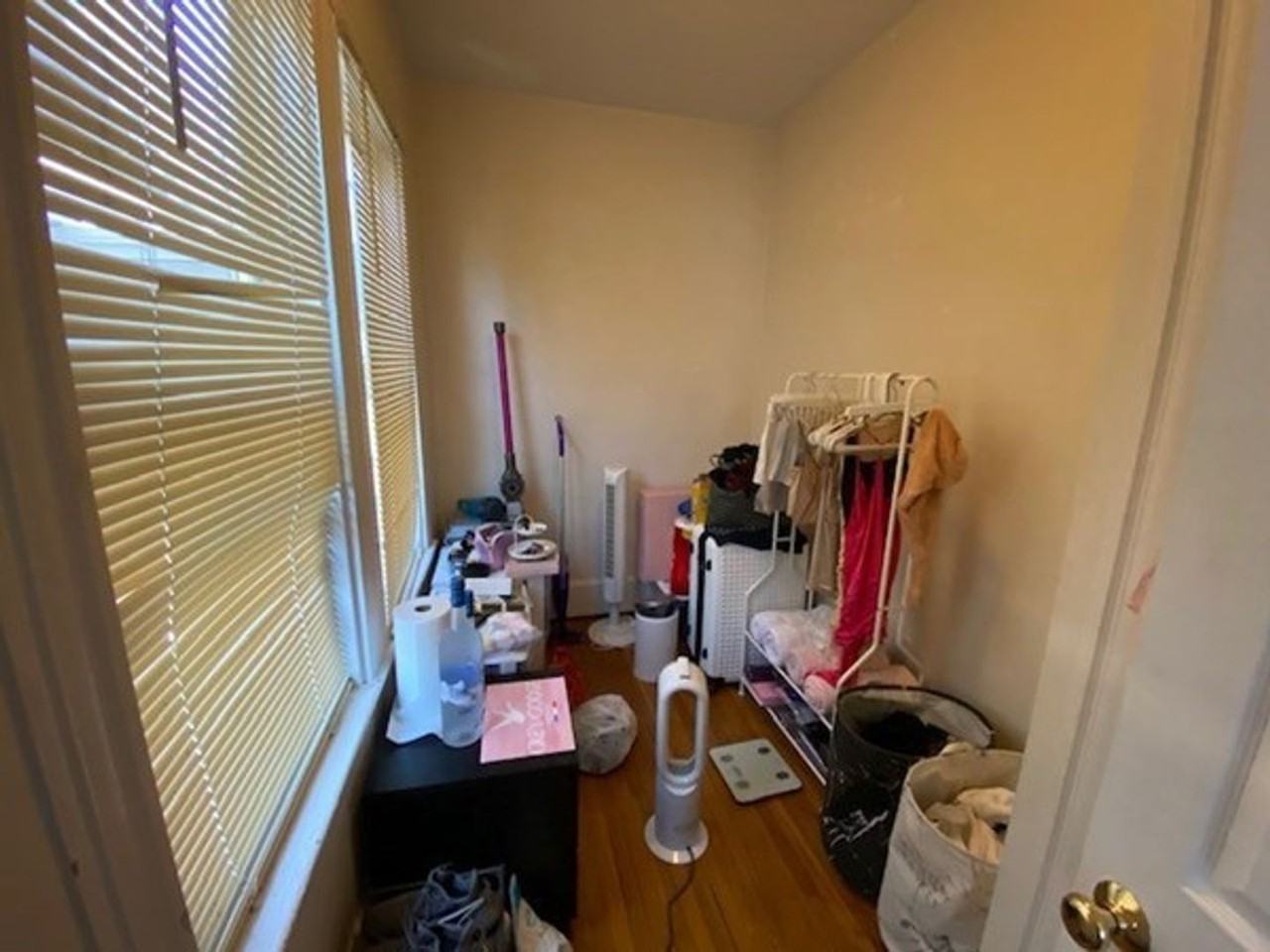 121 Calumet St - Photo 7 of 24