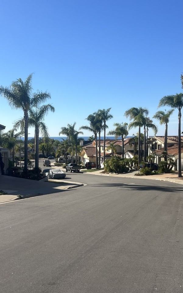 684 Shamrock Ln - Photo 2 of 22