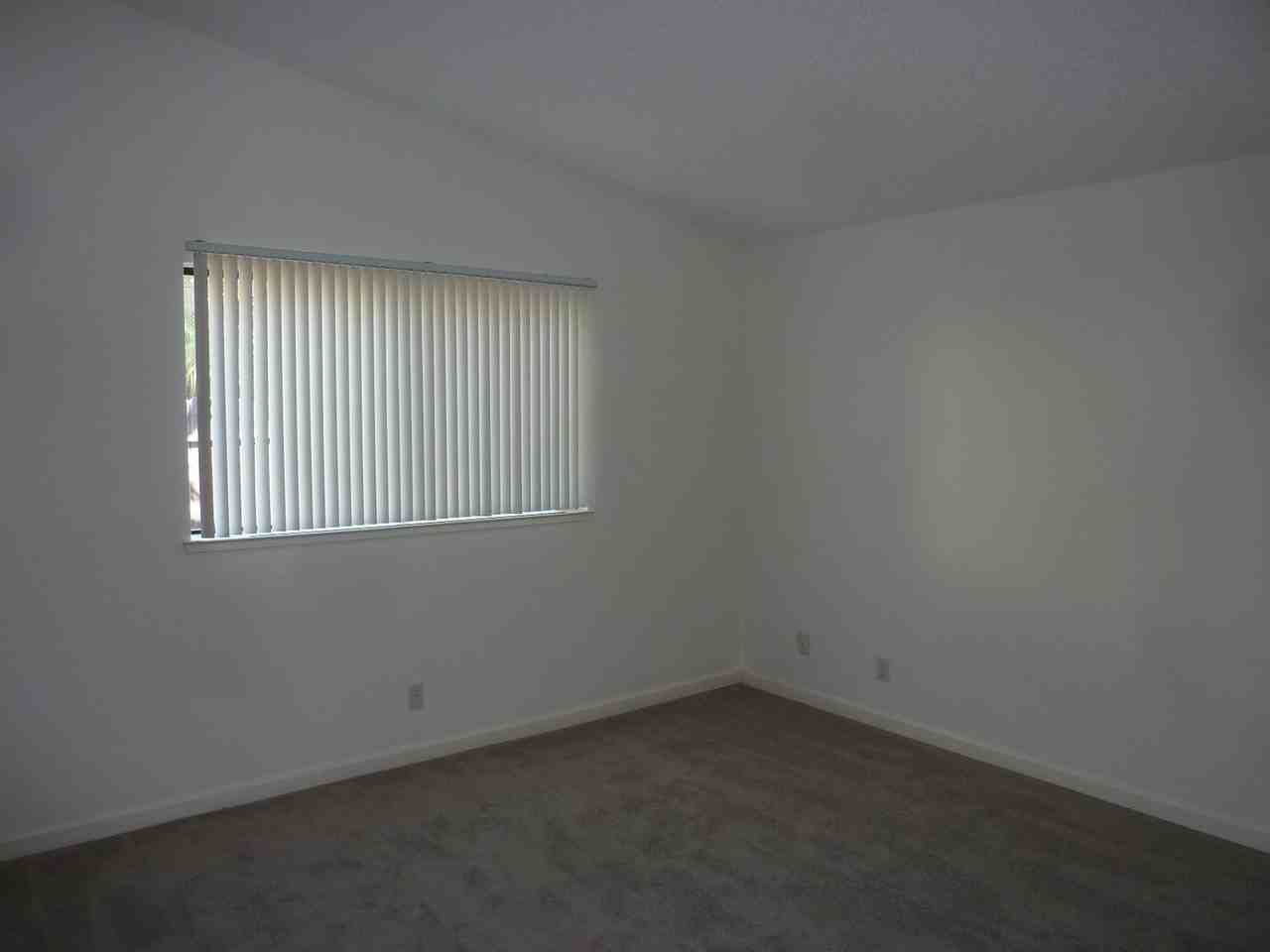 7974 Orchard Woods Cir - Photo 6 of 8