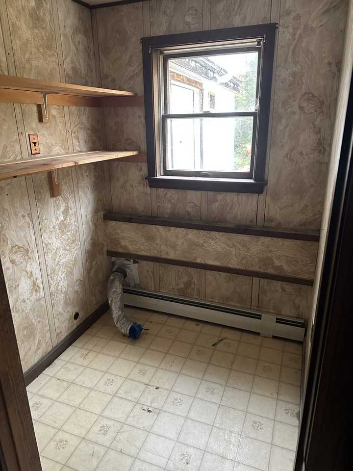 Roderick Rd #B - Photo 6 of 8