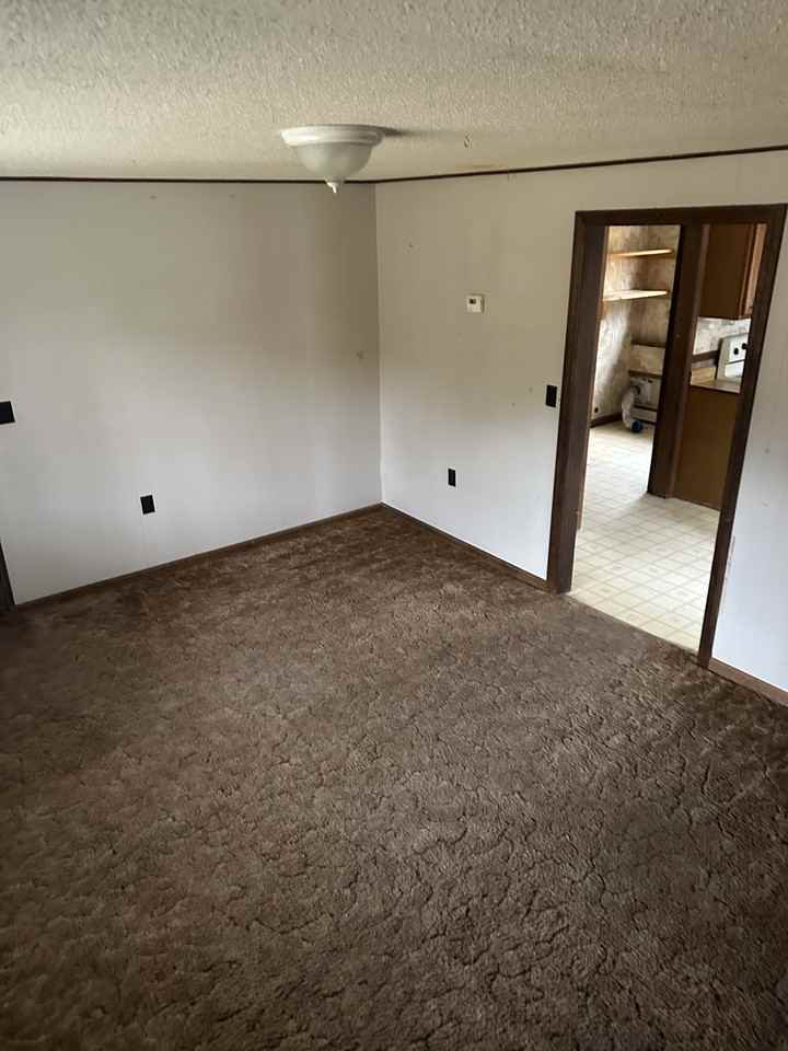 Roderick Rd #B - Photo 7 of 8