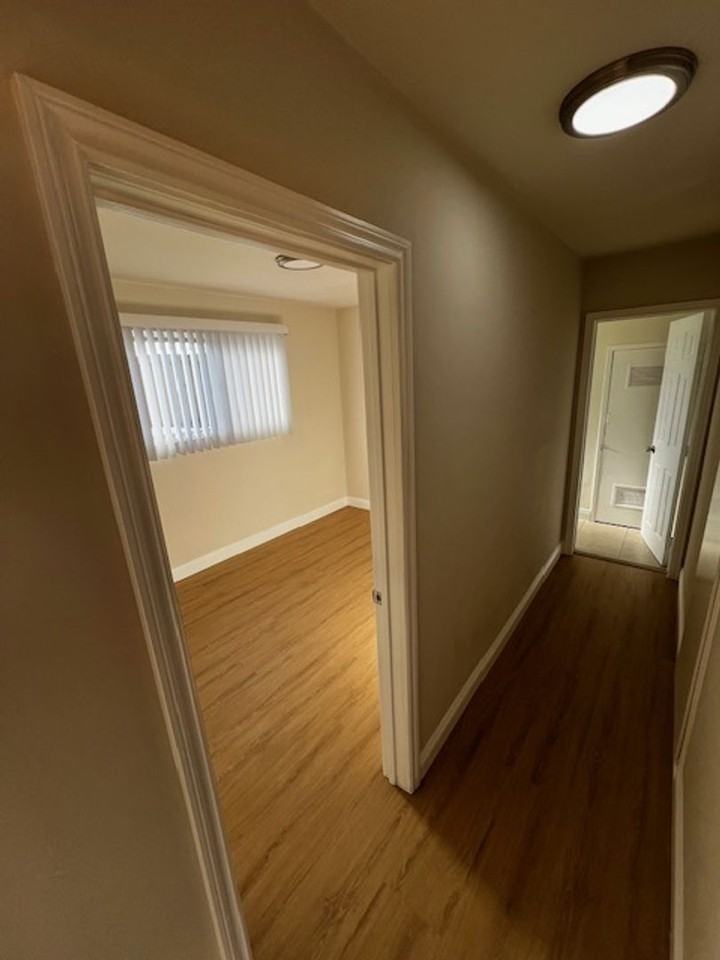 537 S T Ave - Photo 4 of 15