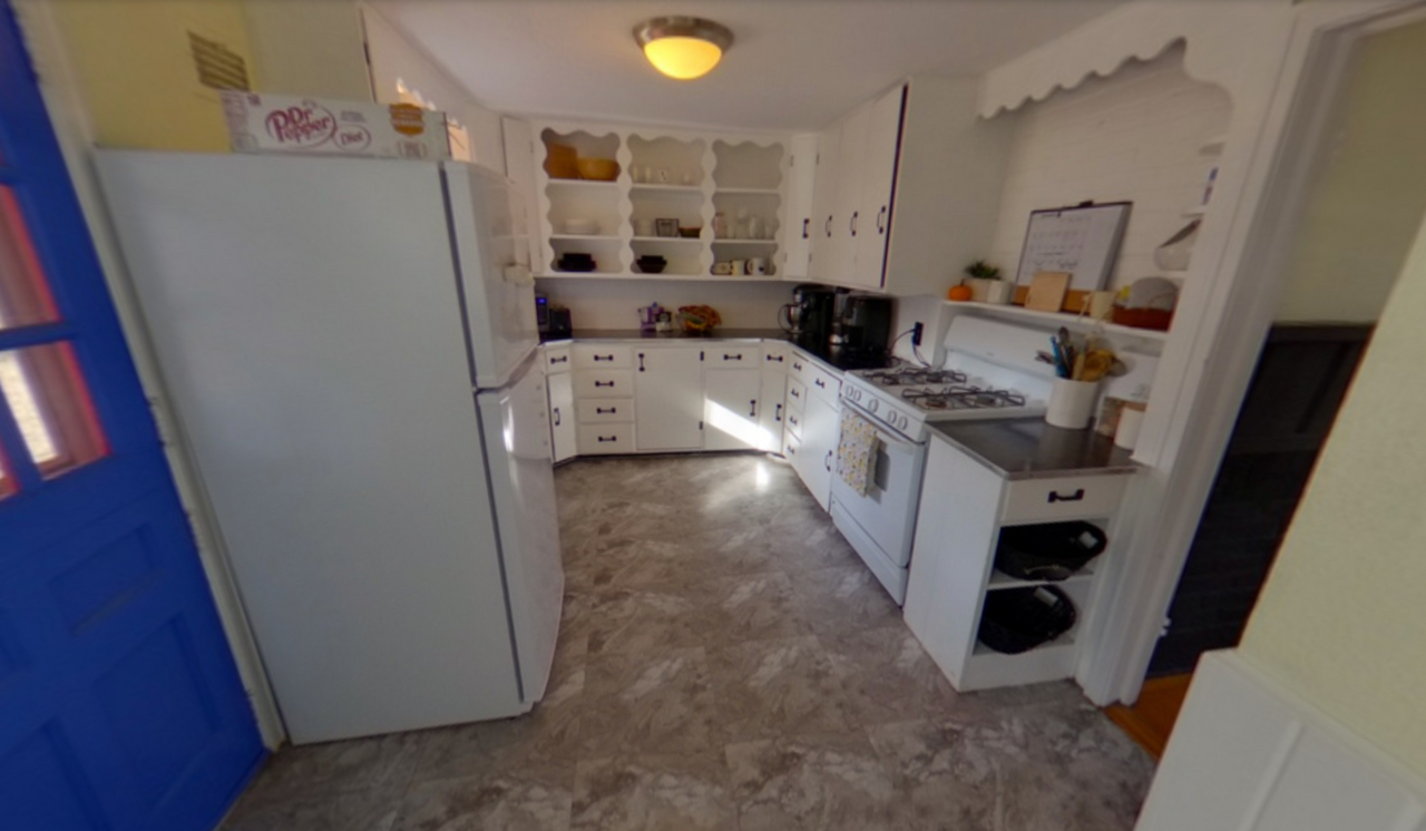 815 Bertrand St - Photo 2 of 9