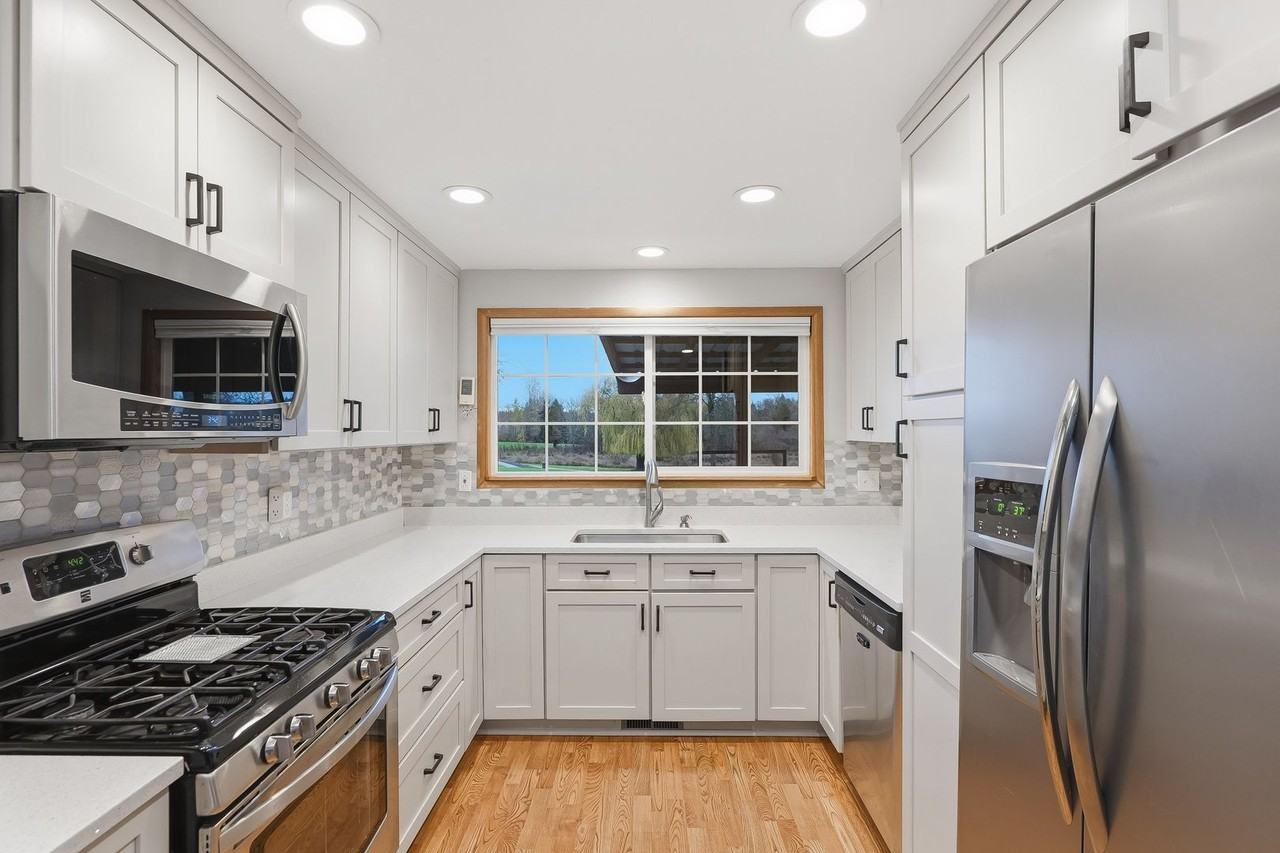 8500 Sw Parkview Loop - Photo 6 of 20