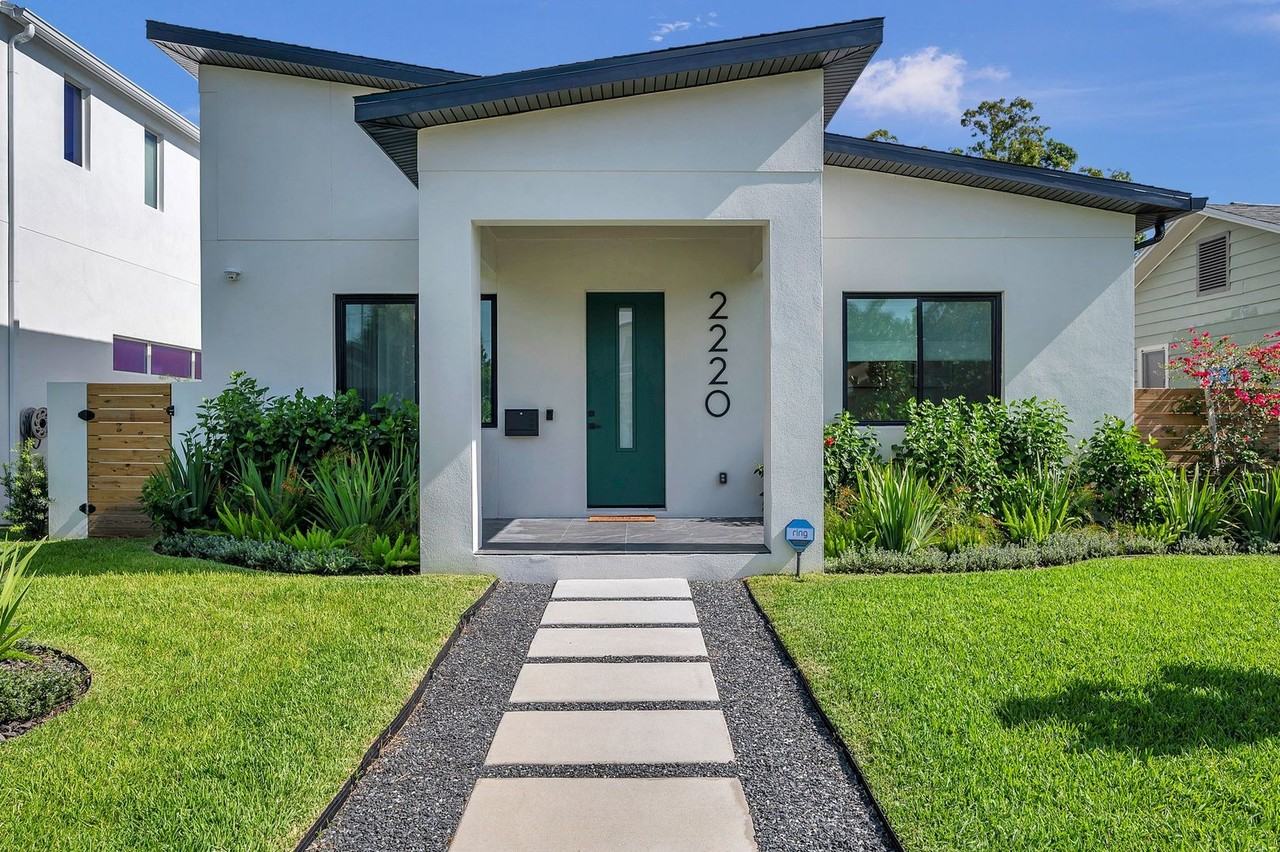 2220 2nd Ave N - Photo 2 of 48