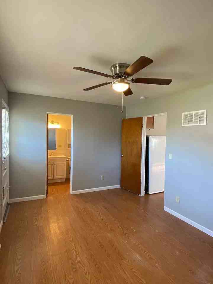 2 Chateau Dr - Photo 2 of 5