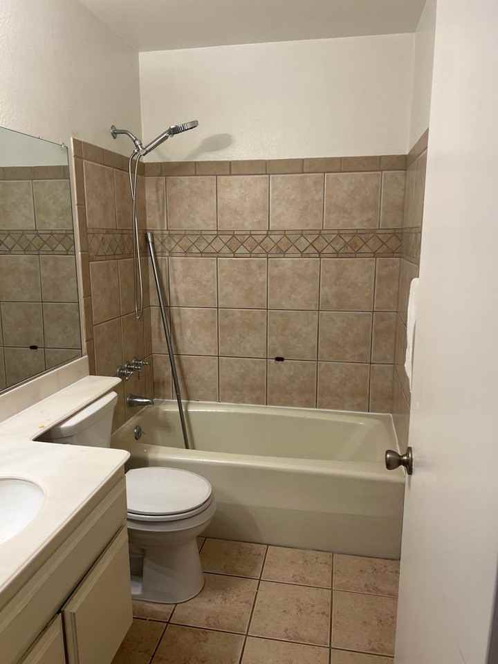 1556 Bittern Ct - Photo 6 of 15