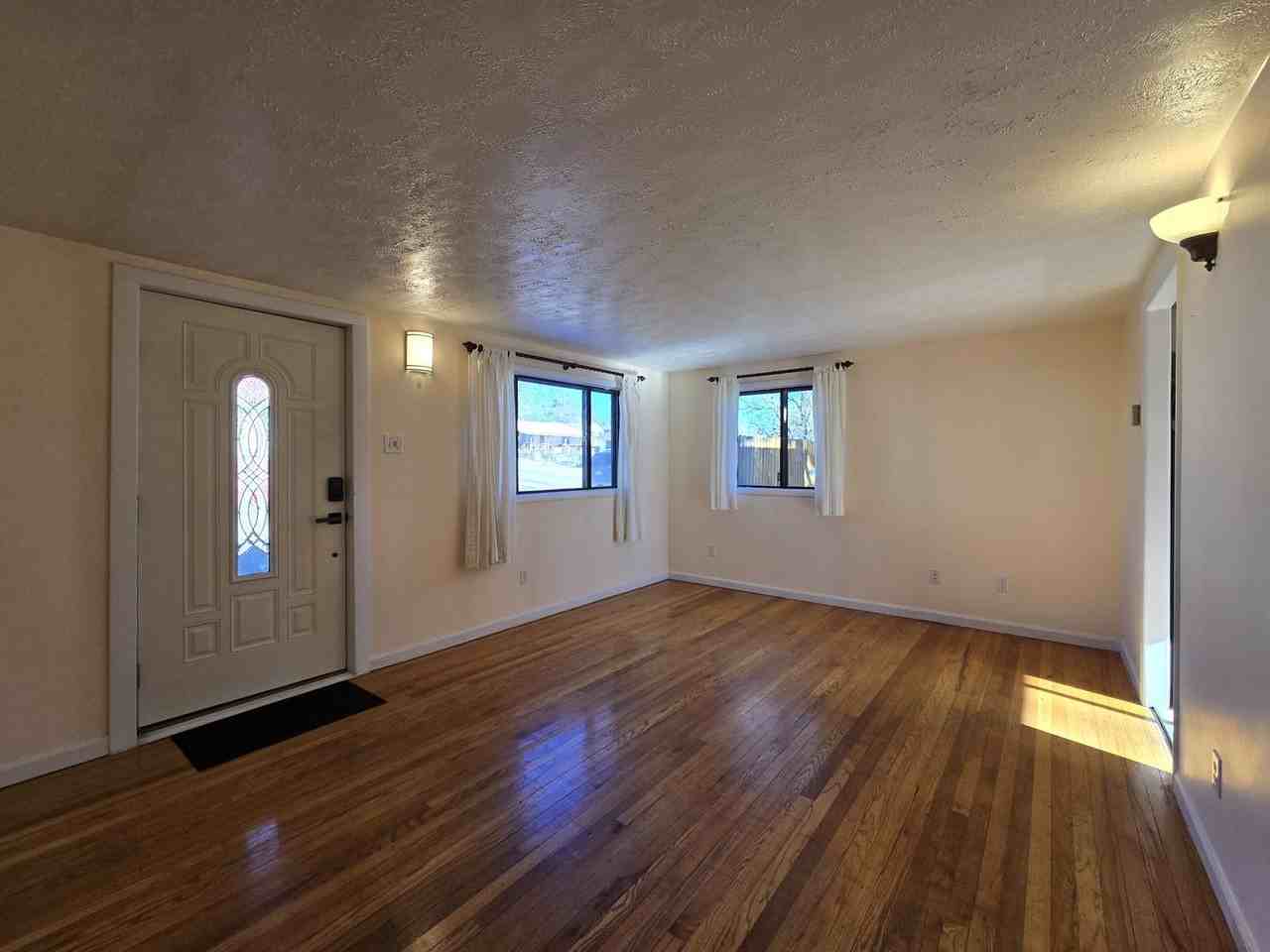 3509 Pueblo Dr - Photo 3 of 24