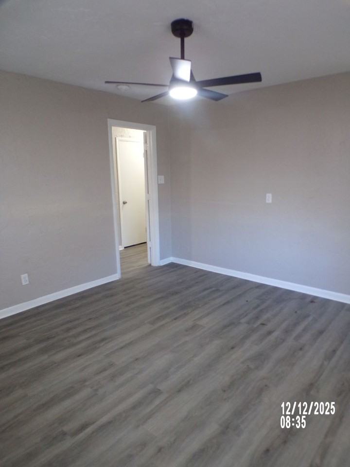 1317 Nw Taylor Ave #B - Photo 3 of 13