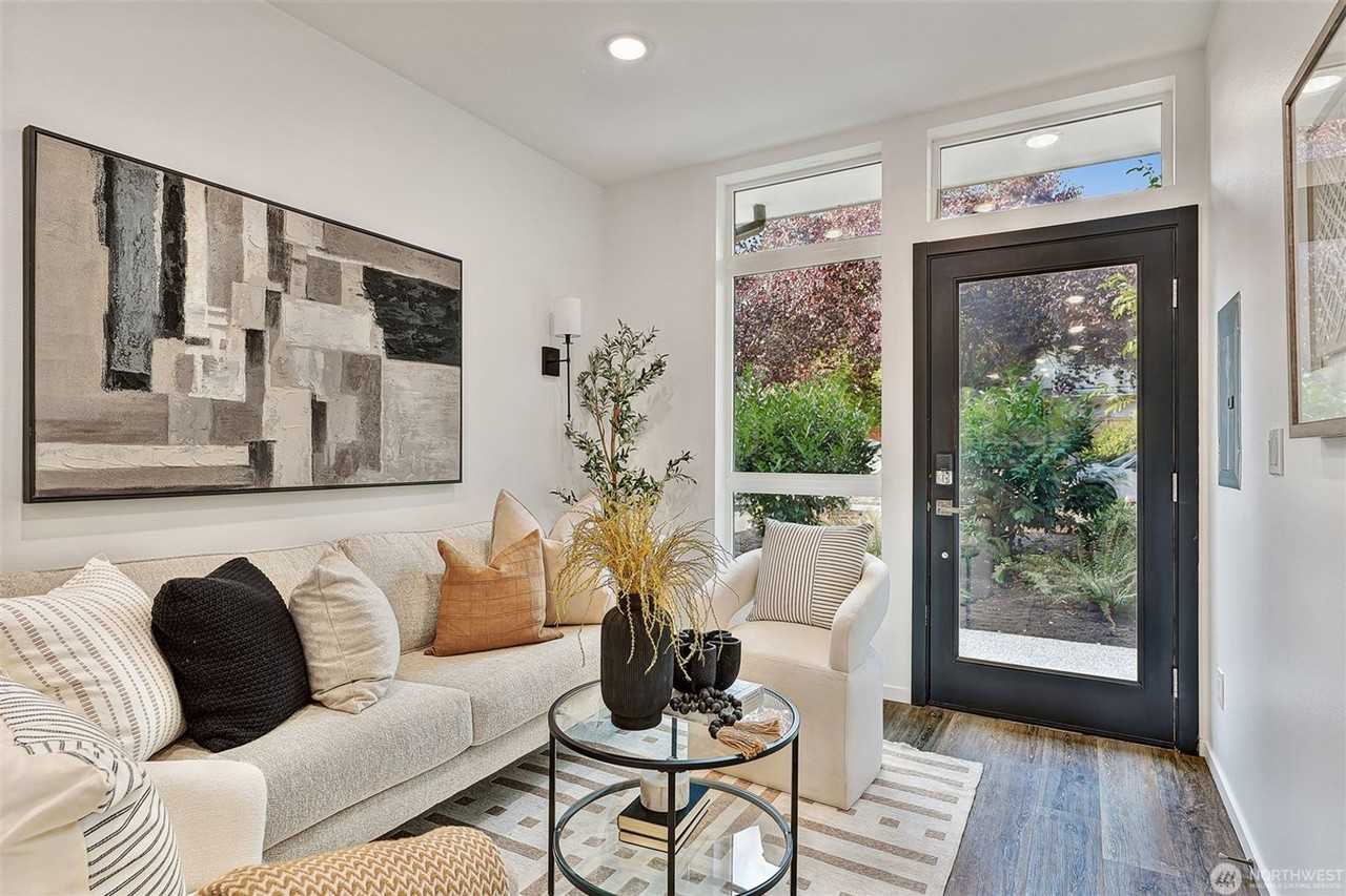 2045 Nw 63rd St #A - Photo 3 of 27