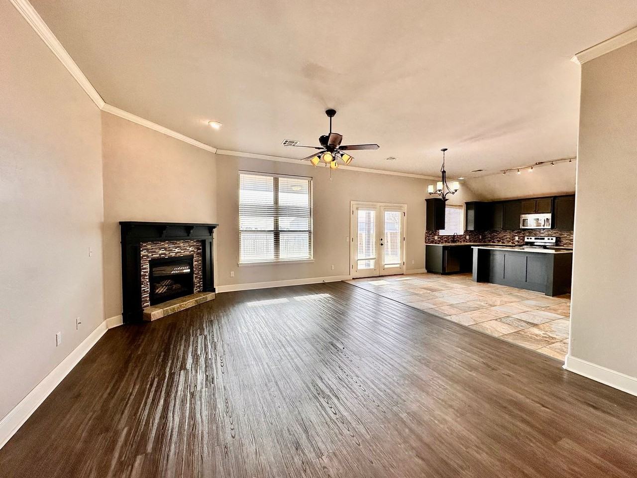 2412 Se 92nd Ter - Photo 4 of 41