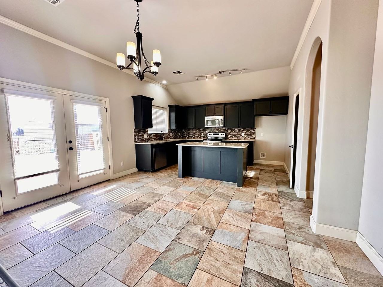 2412 Se 92nd Ter - Photo 6 of 41