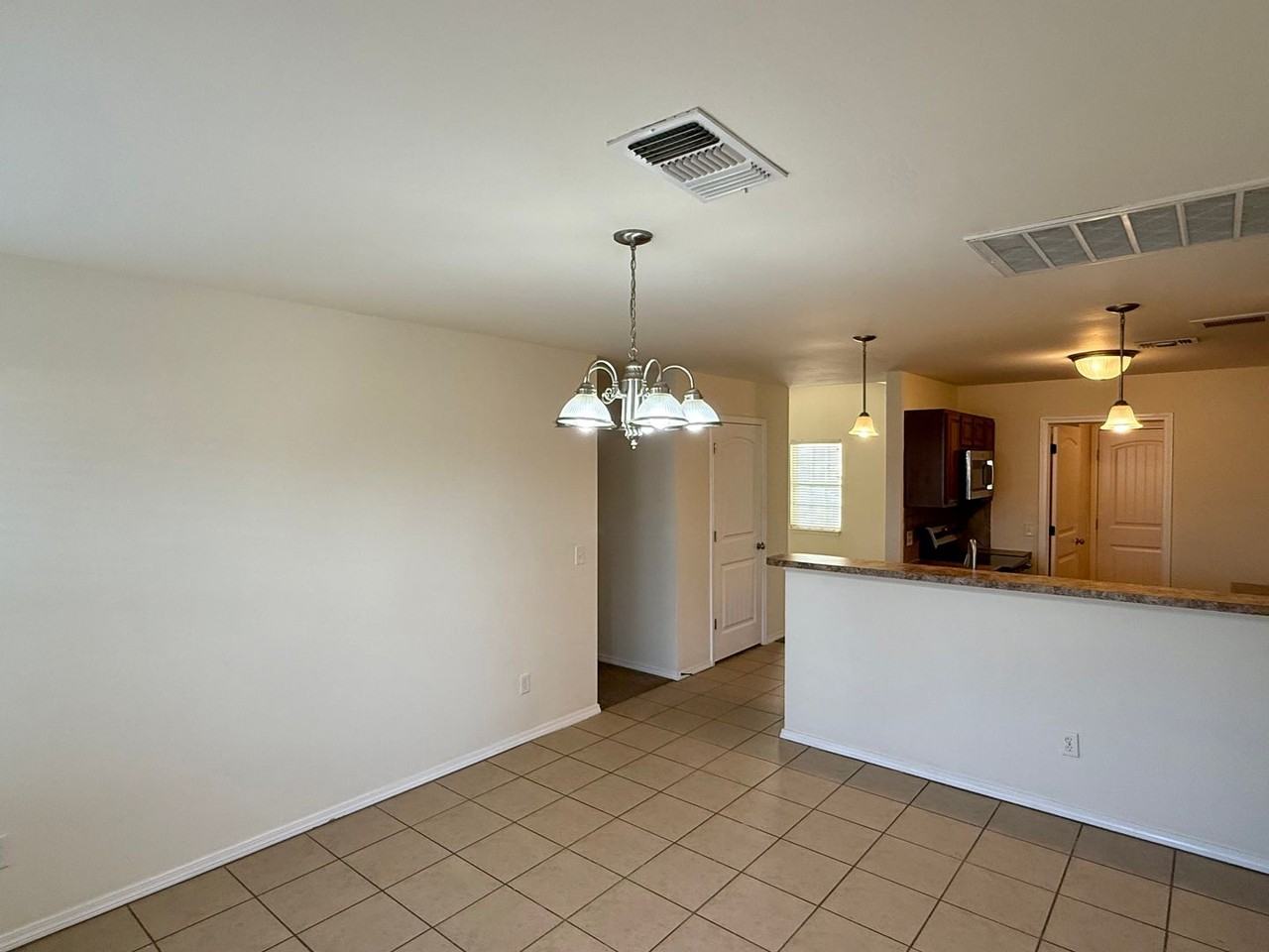 2841 Nw 184th Ter - Photo 7 of 16