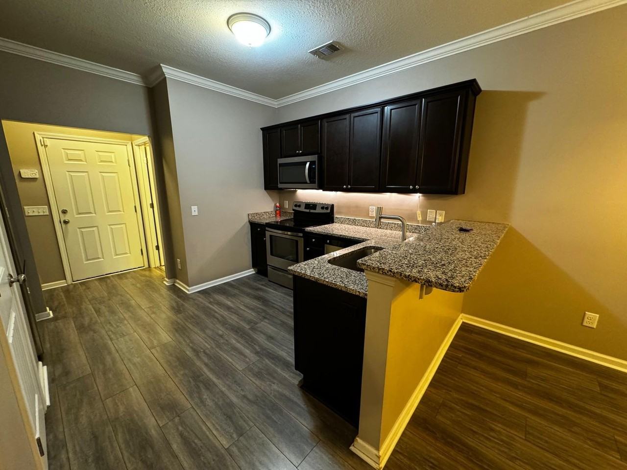 75 Walker Ct - Photo 6 of 29