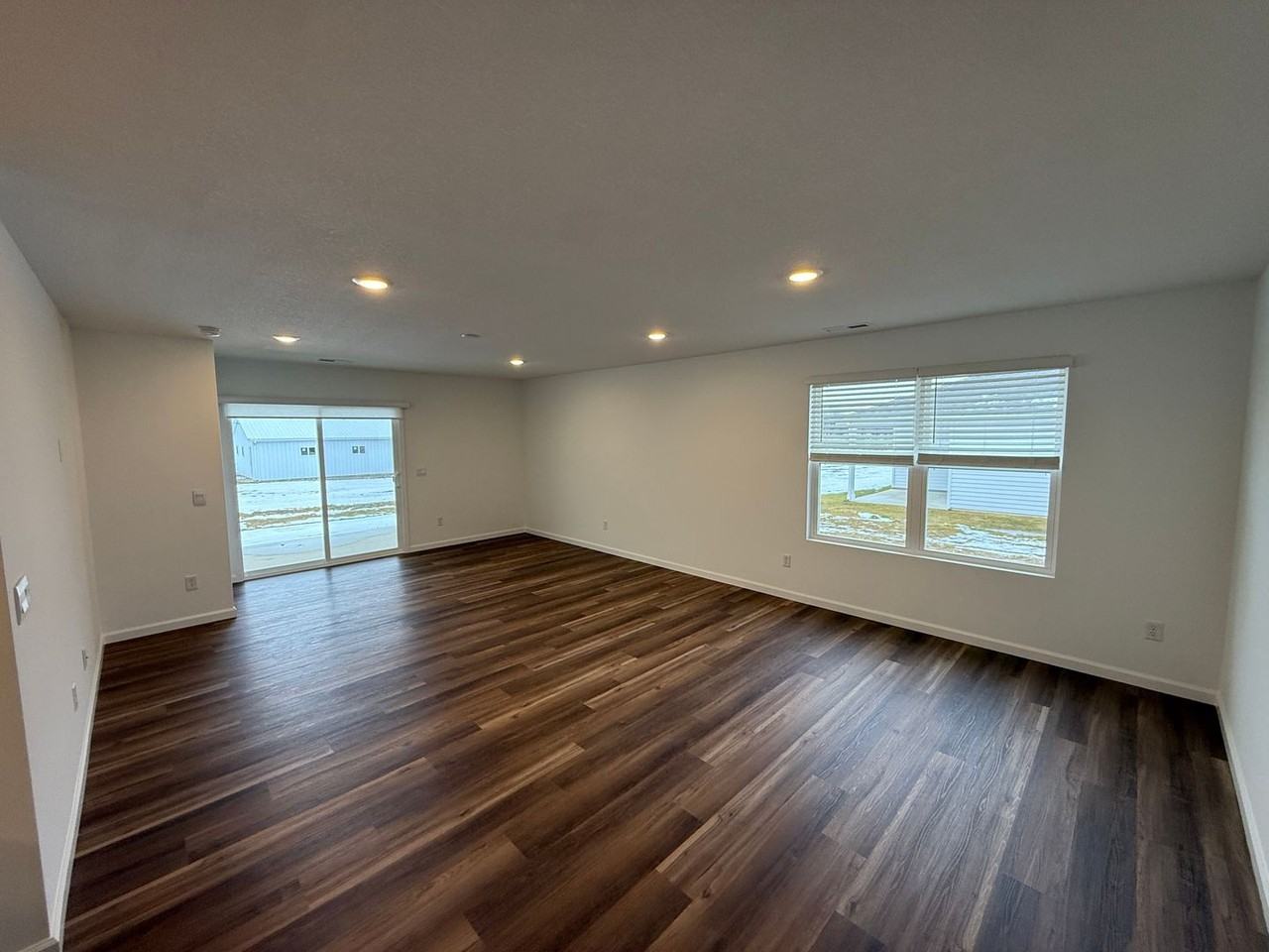 Thunderhawk Villas - Photo 2 of 20