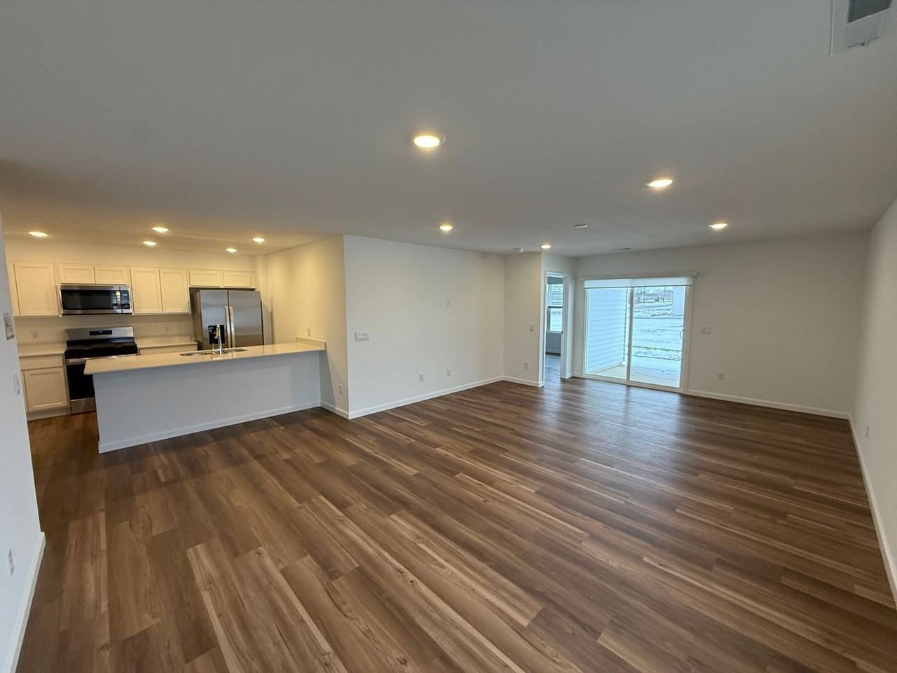 Thunderhawk Villas - Photo 3 of 20