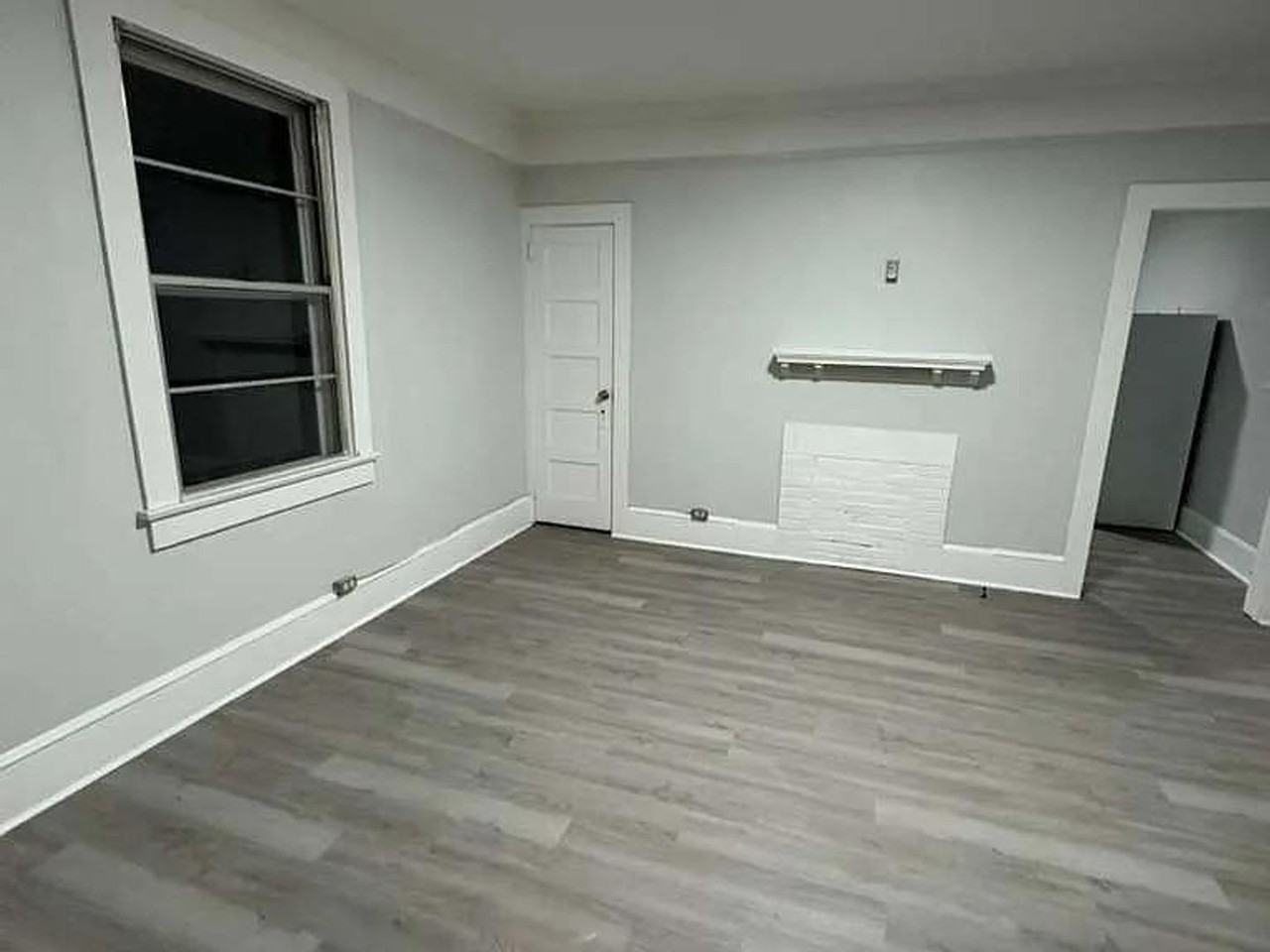 309 3rd St - Photo 6 of 12