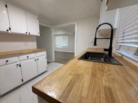 231 Easy St - Photo 1 of 1