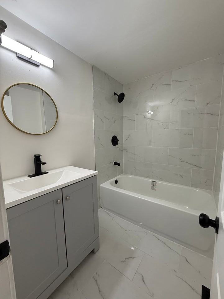 231 Easy St - Photo 5 of 24