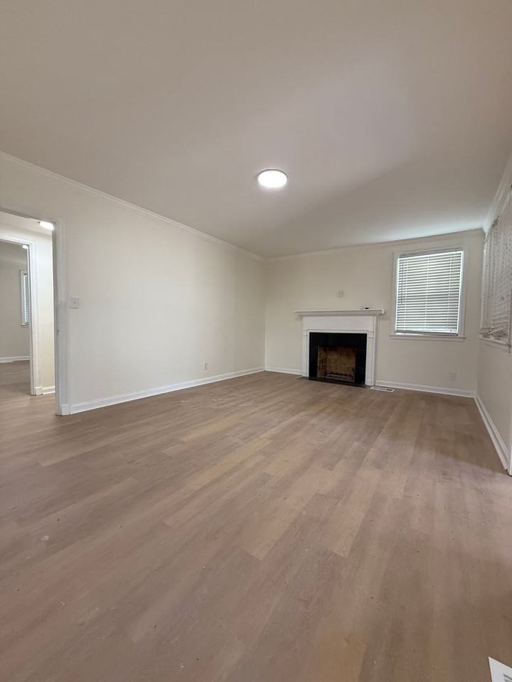 15 Bradley Dr - Photo 2 of 31