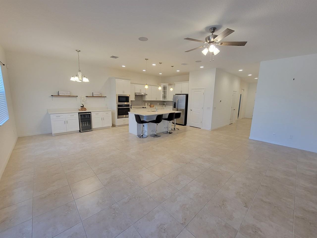 5325 Jubiloso Dr - Photo 4 of 19