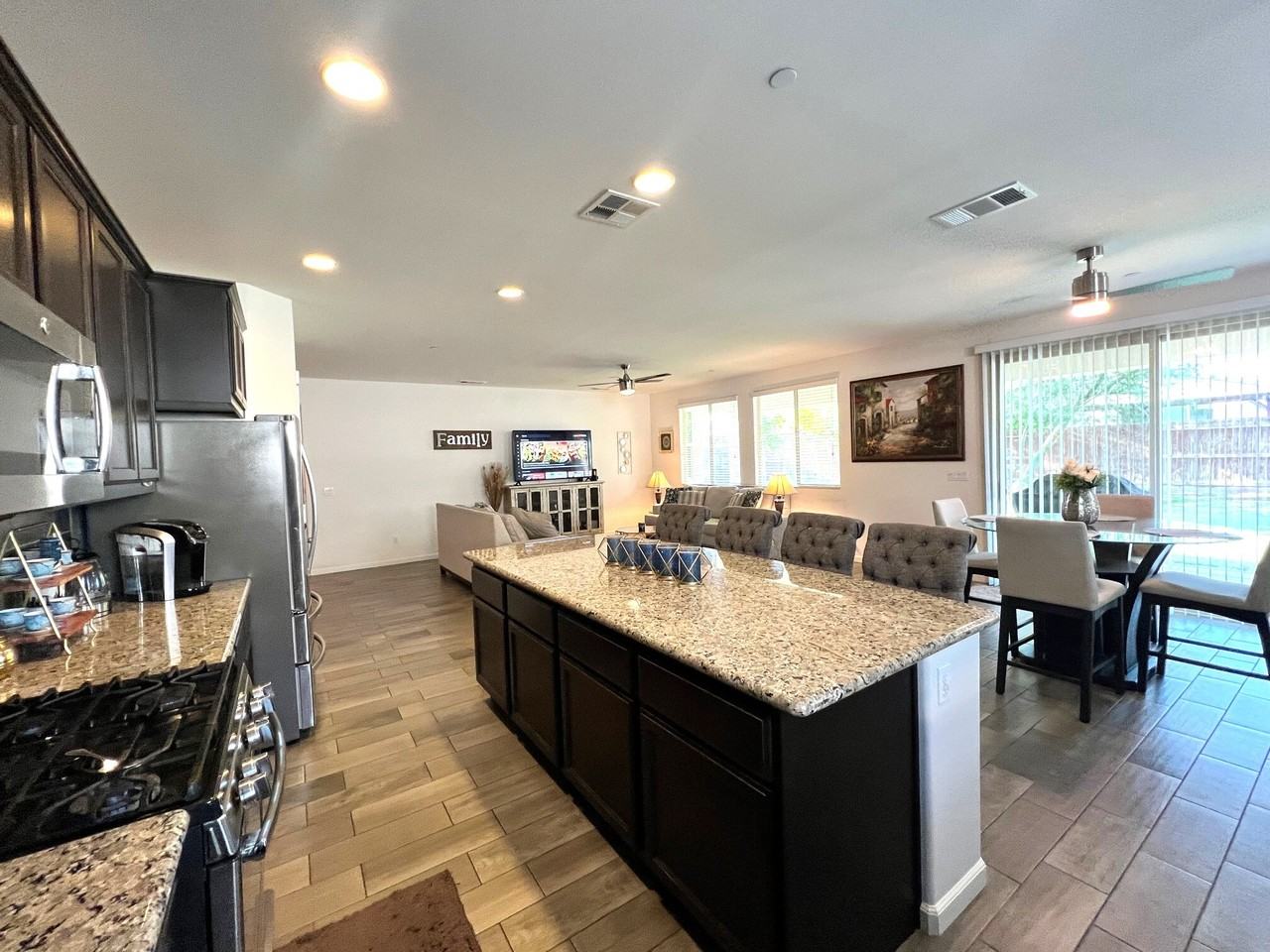 15232 Chatsworth Ave - Photo 5 of 30