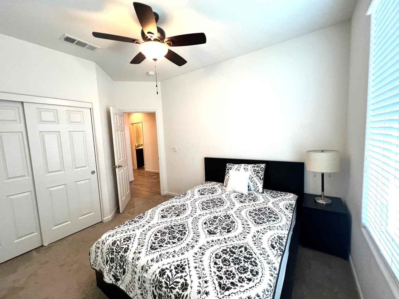 15232 Chatsworth Ave - Photo 2 of 30